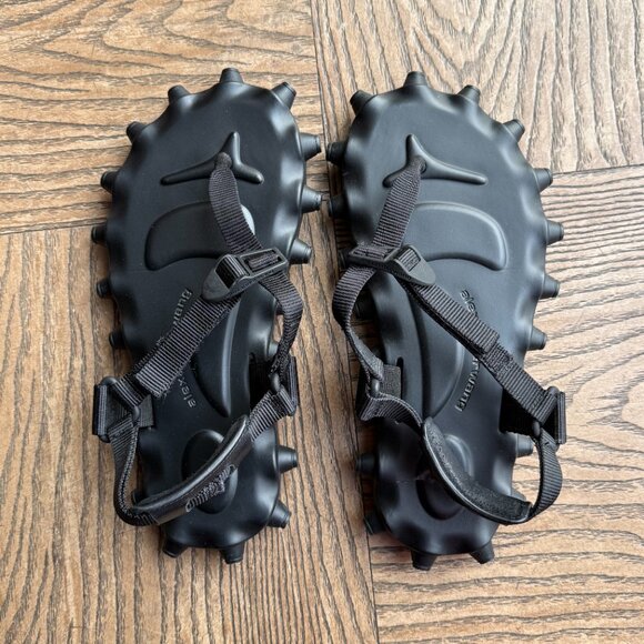 Alexander Wang Rapture Black Unisex Pool Sandals - Picture 2 of 9